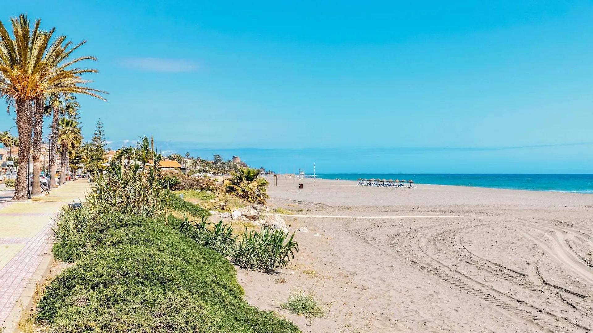 Beach Apartment In Malaga Benajarafe